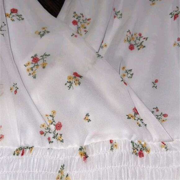 Trixxi Dress Junior Size XXL White Floral Smocked Short Casual Open Back - Picture 7 of 11